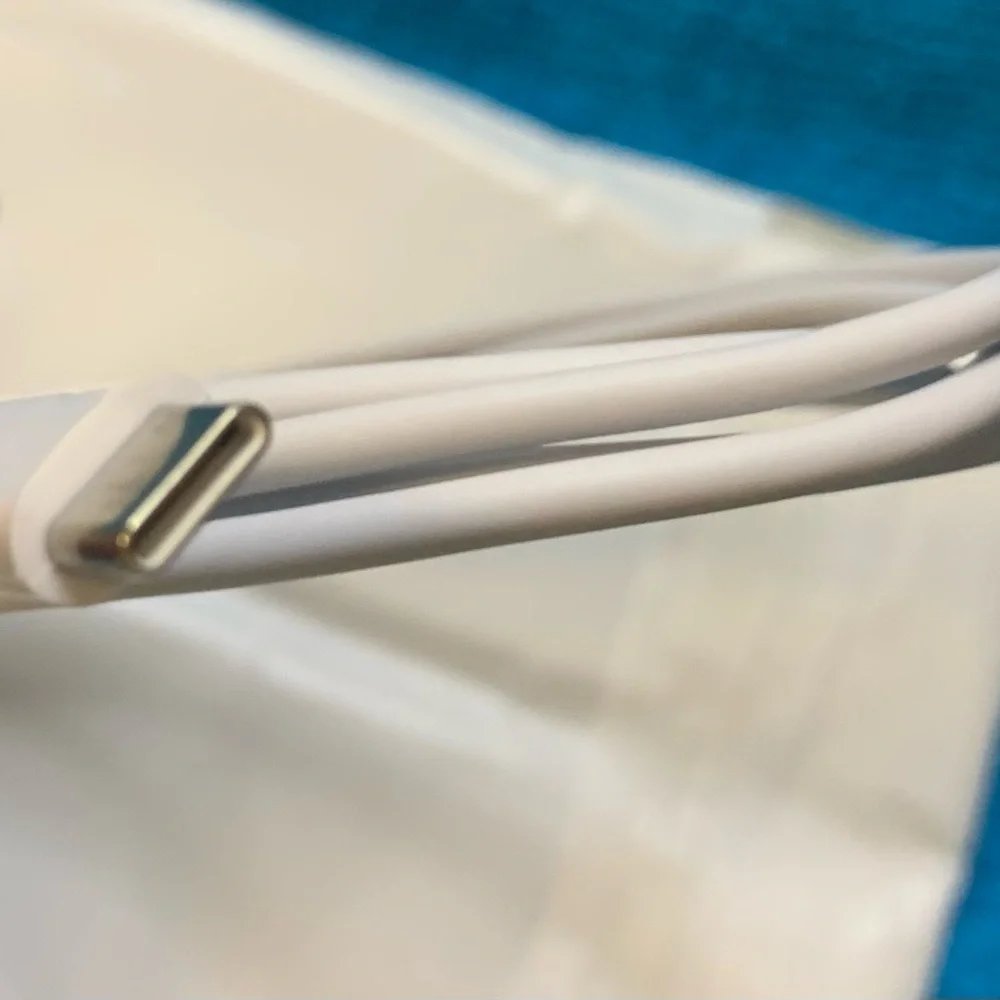 Apple Silver USB-C to USB-A Charging Cables Four in Pack